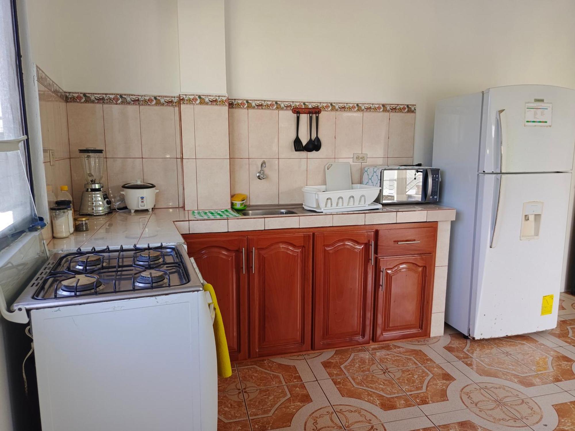Teresita'S House Suites Con Cocina Privada プエルト・バケリソ・モレノ エクステリア 写真