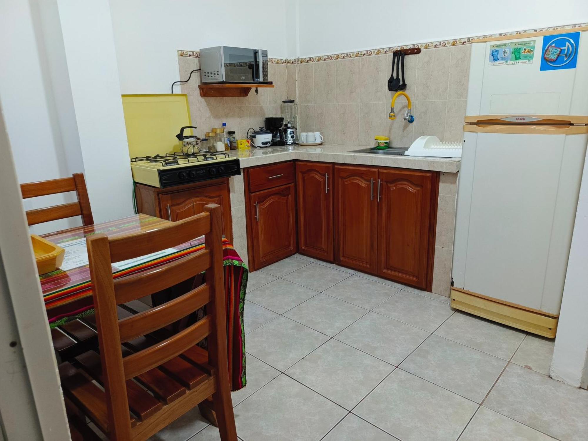 Teresita'S House Suites Con Cocina Privada プエルト・バケリソ・モレノ エクステリア 写真